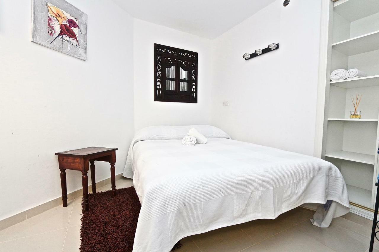 Apartment 3- Bedroom In The Centre Of With Living Room, 1 Bathroom. Calpe
